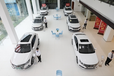 苏州华成荣威新能源汽车4S店正式营业